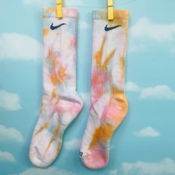 Nike | Hand Dyed Custom Nike Socks | Small/Medium | Kaleidoscope Tie Dye - Picture 6 of 13